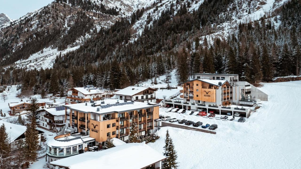 Alpine Resort Sportalm 皮茨河谷圣莱昂哈德 外观 照片