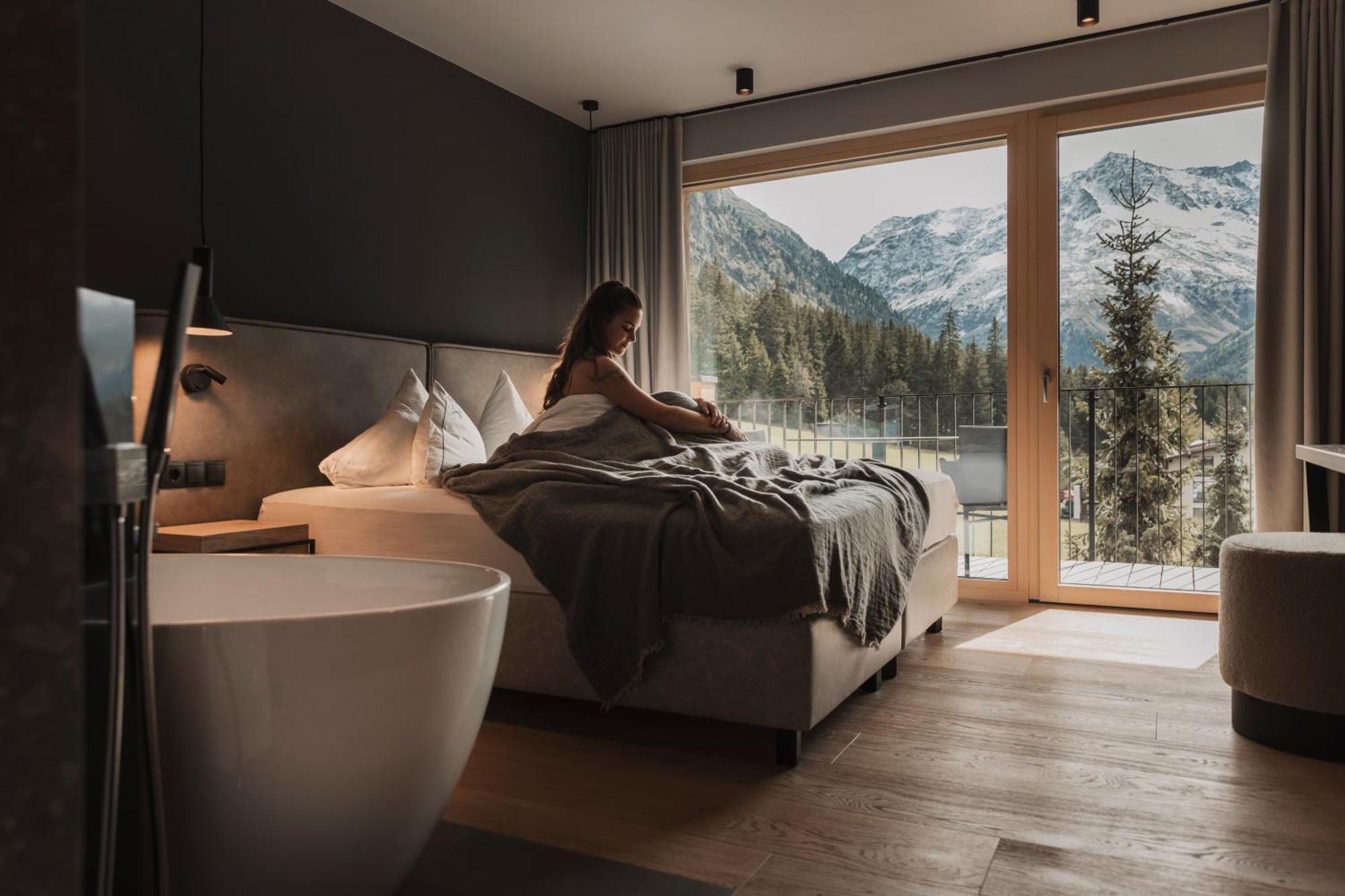 Alpine Resort Sportalm 皮茨河谷圣莱昂哈德 外观 照片