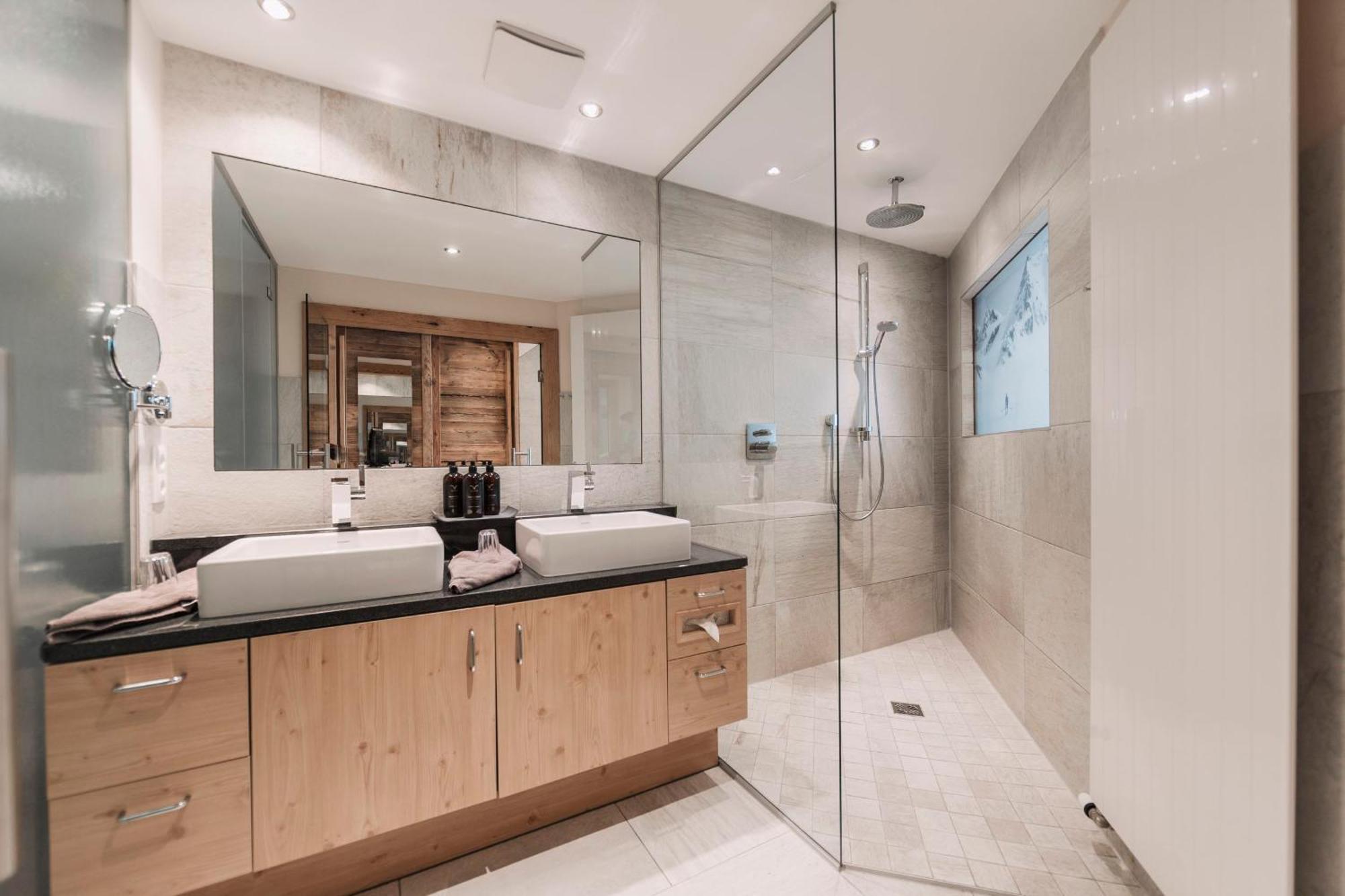 Alpine Resort Sportalm 皮茨河谷圣莱昂哈德 客房 照片