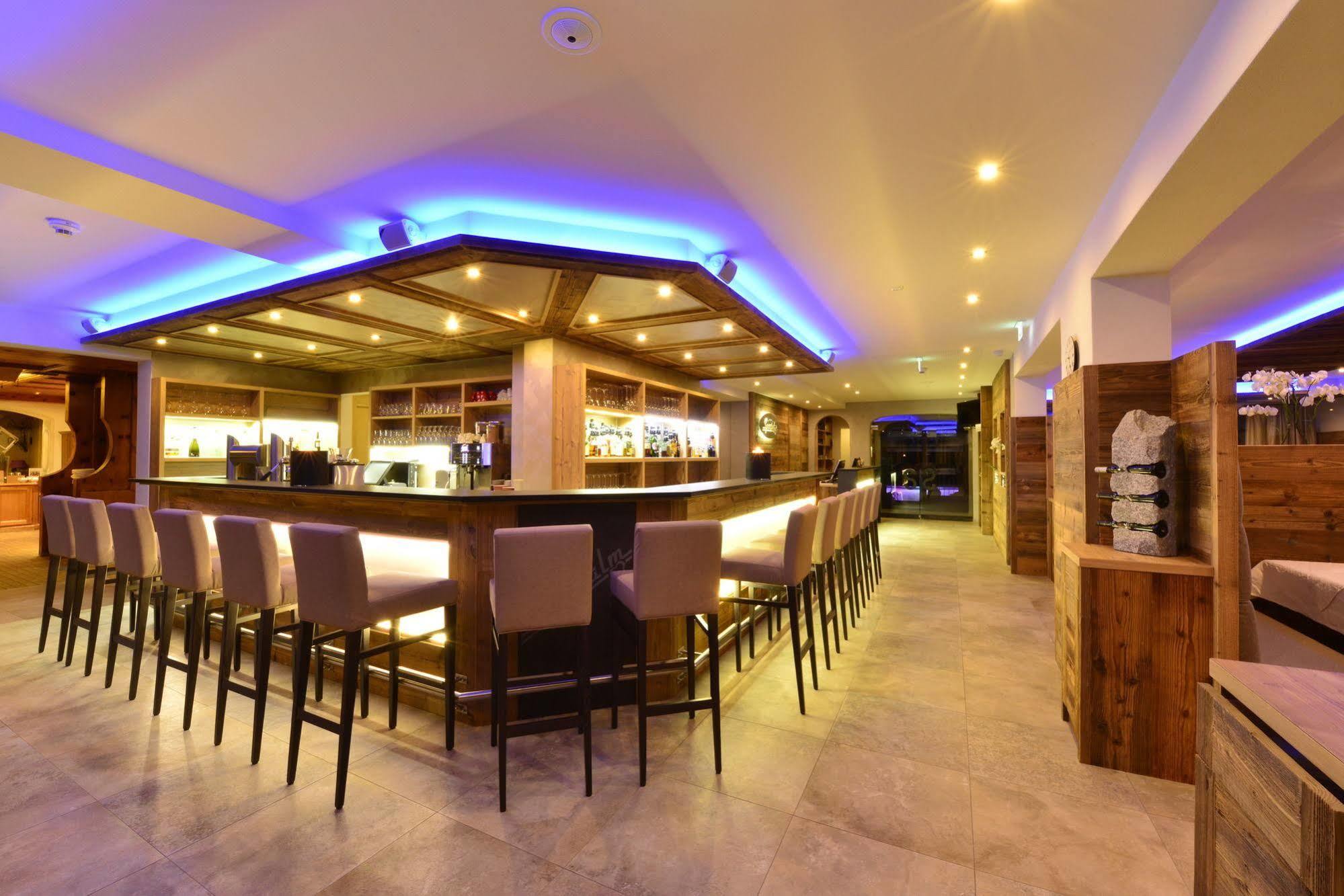 Alpine Resort Sportalm 皮茨河谷圣莱昂哈德 外观 照片