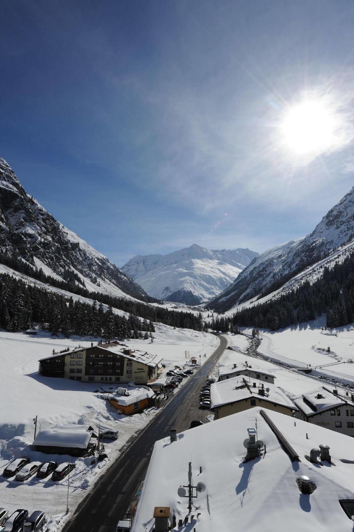 Alpine Resort Sportalm 皮茨河谷圣莱昂哈德 外观 照片
